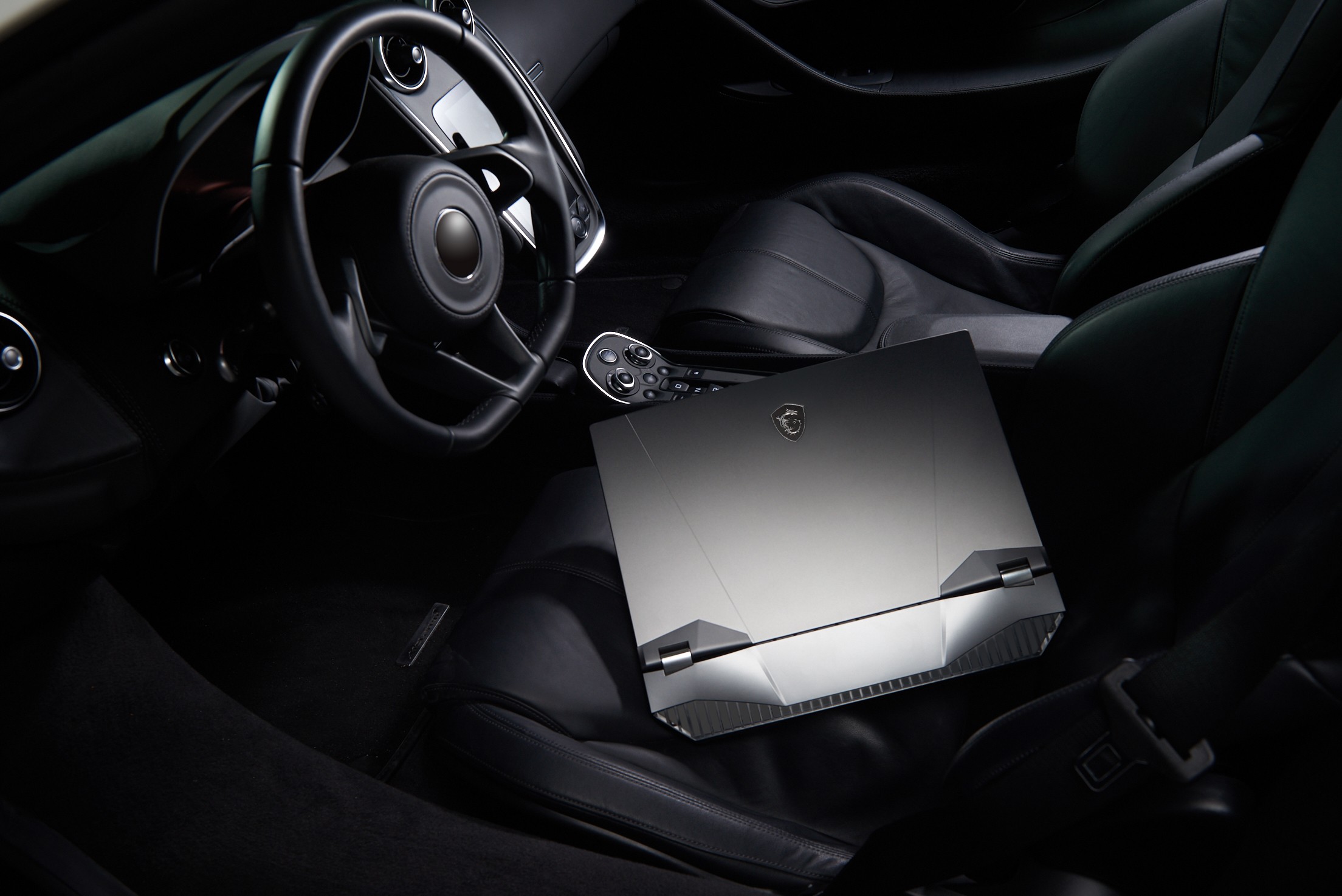 GT76 Titan 極限效能電競筆電 7