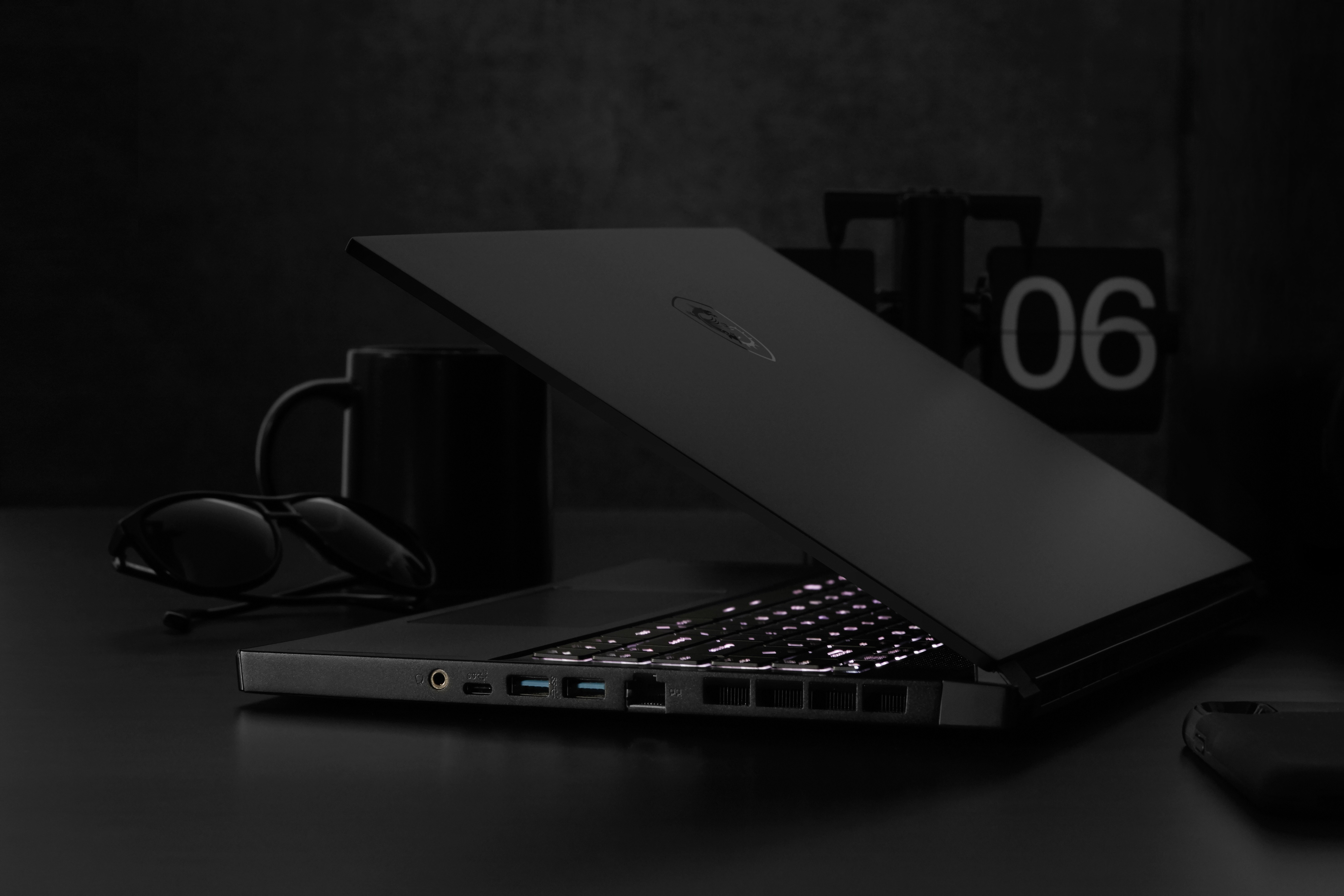 GS66 Stealth 輕薄黑魂電競筆電 2