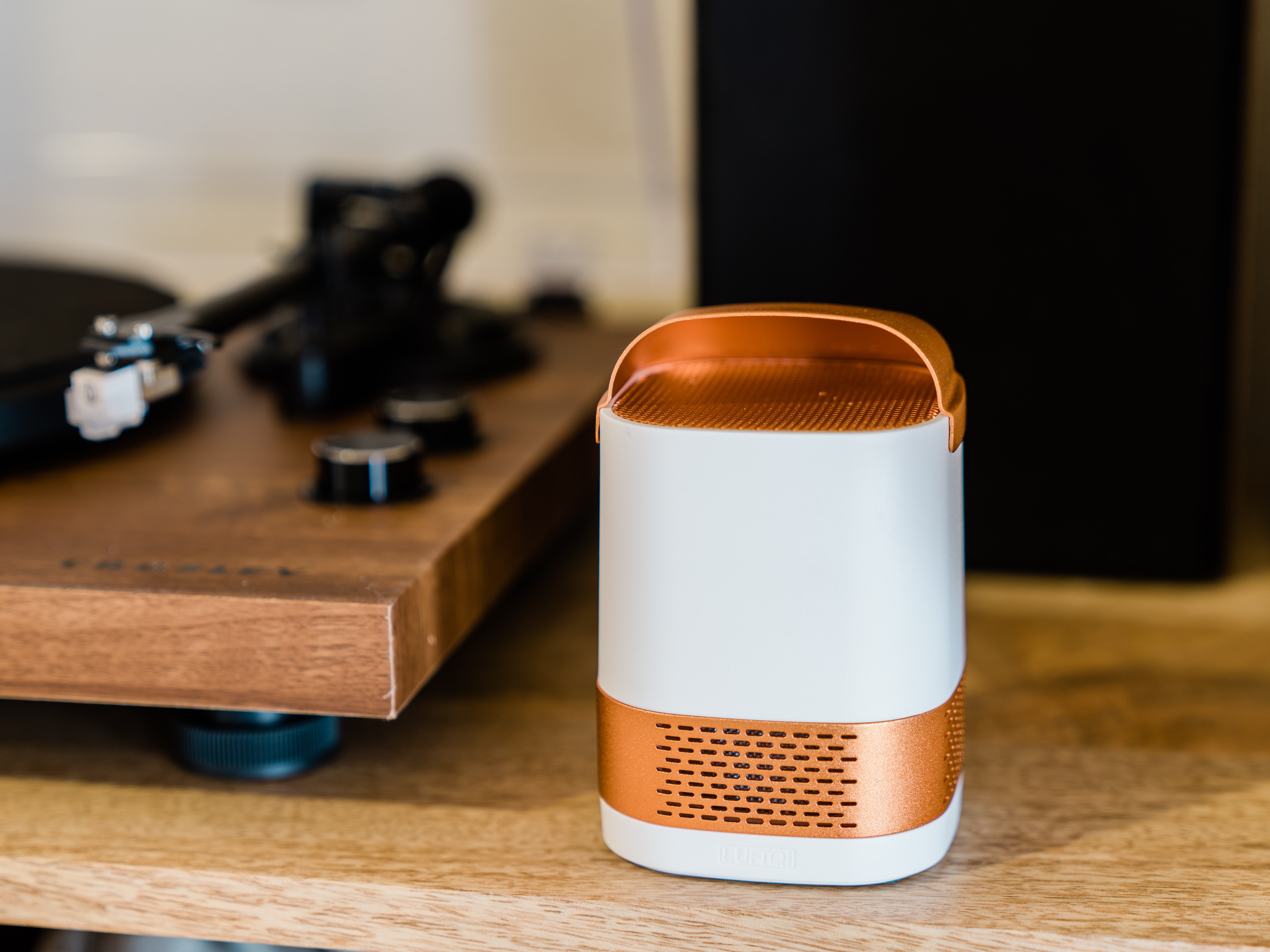 Filter-Fress Personal Air Purifier / RICE EAR LTD.