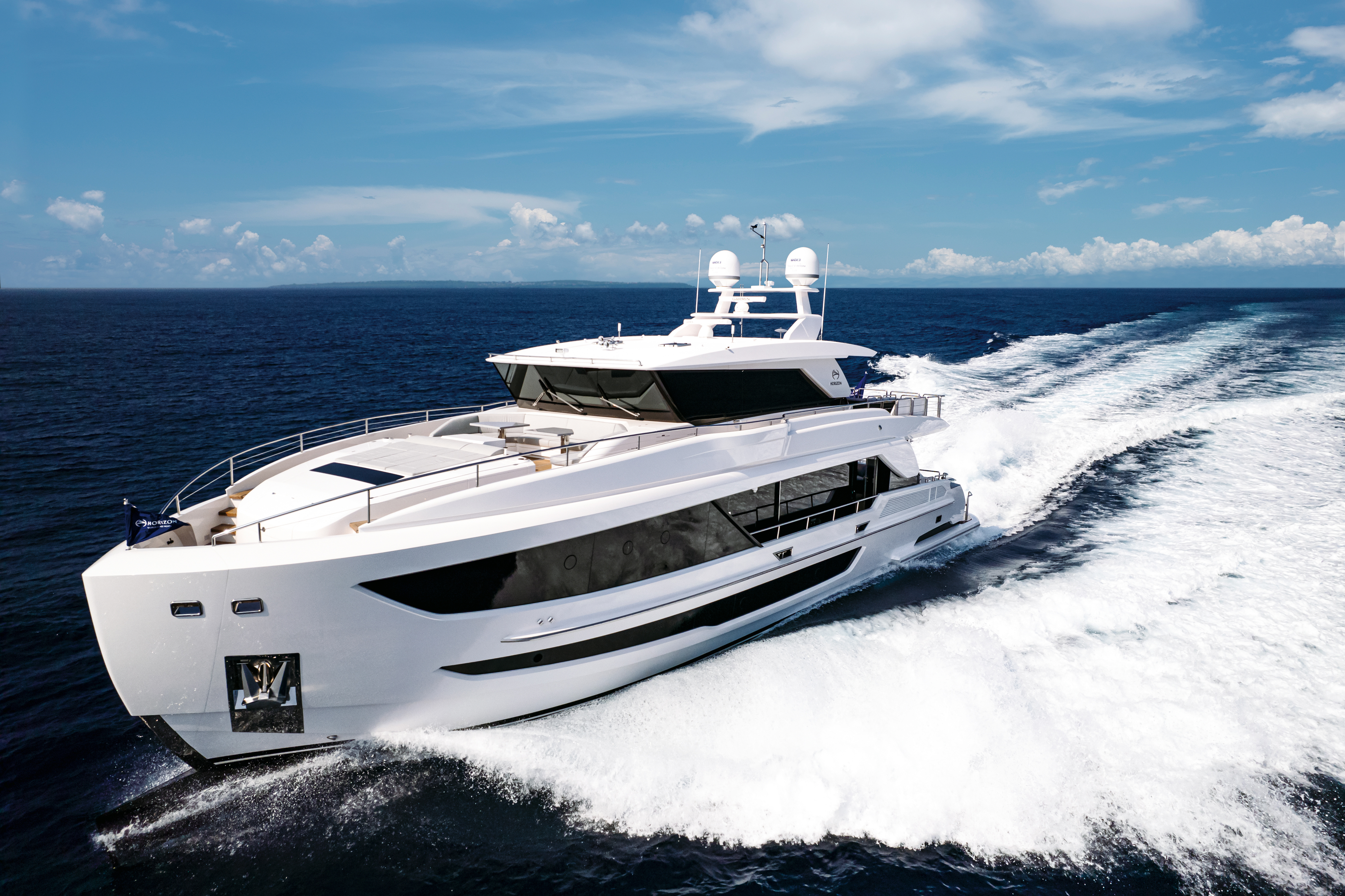 90 feet luxury motoryacht
