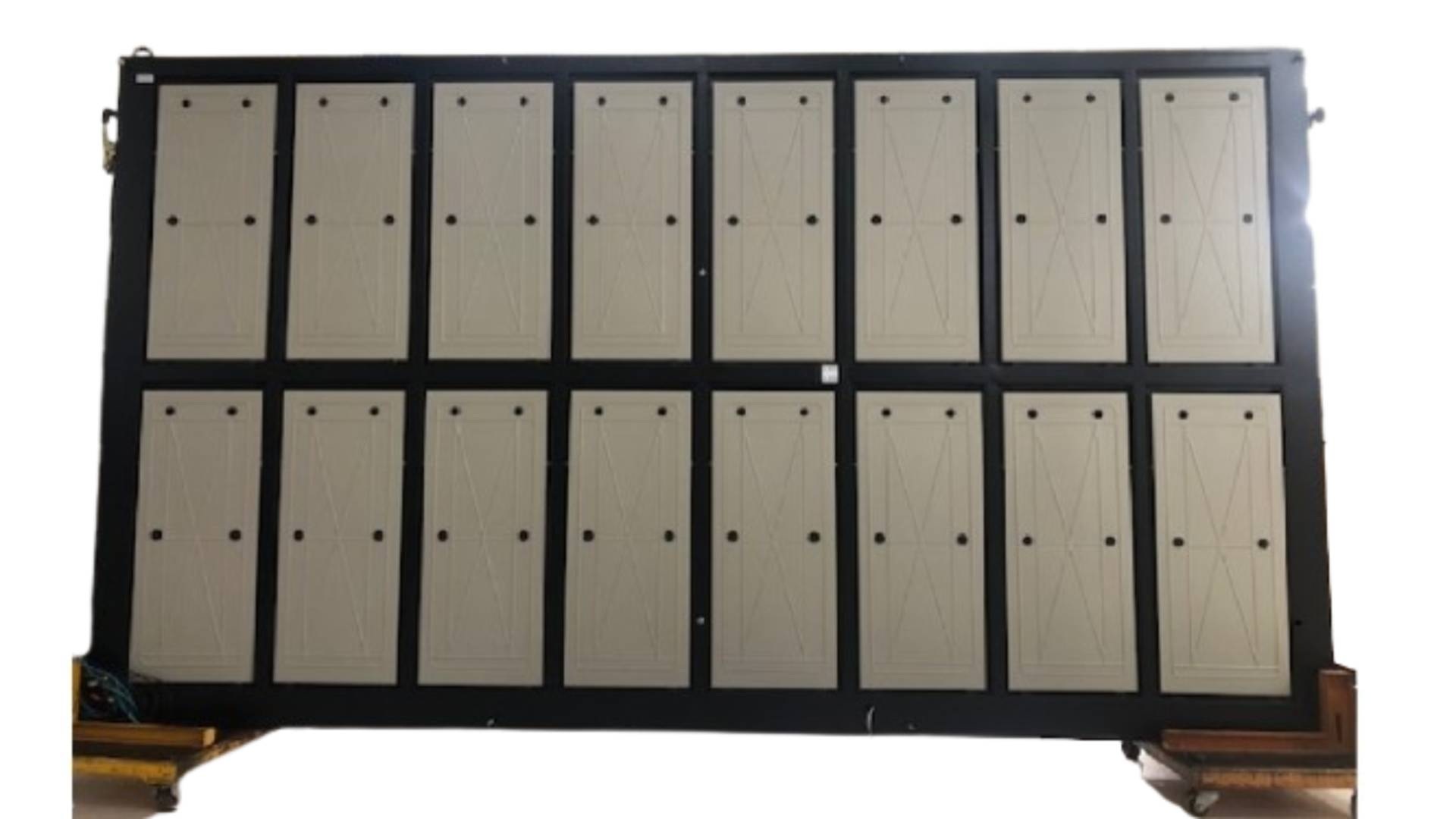 Outdoor Display (Side block)