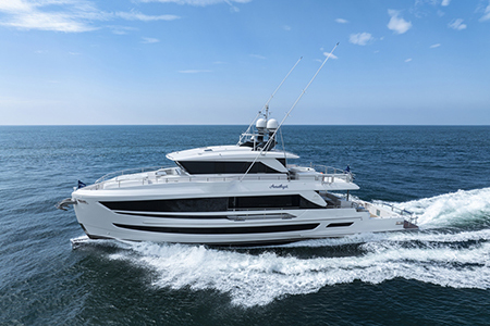 80 feet Luxury motor yacht