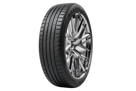 Ultra High Performance Summer Tire For Passenger Cars / Cheng Shin Rubber Ind. Co., Ltd.