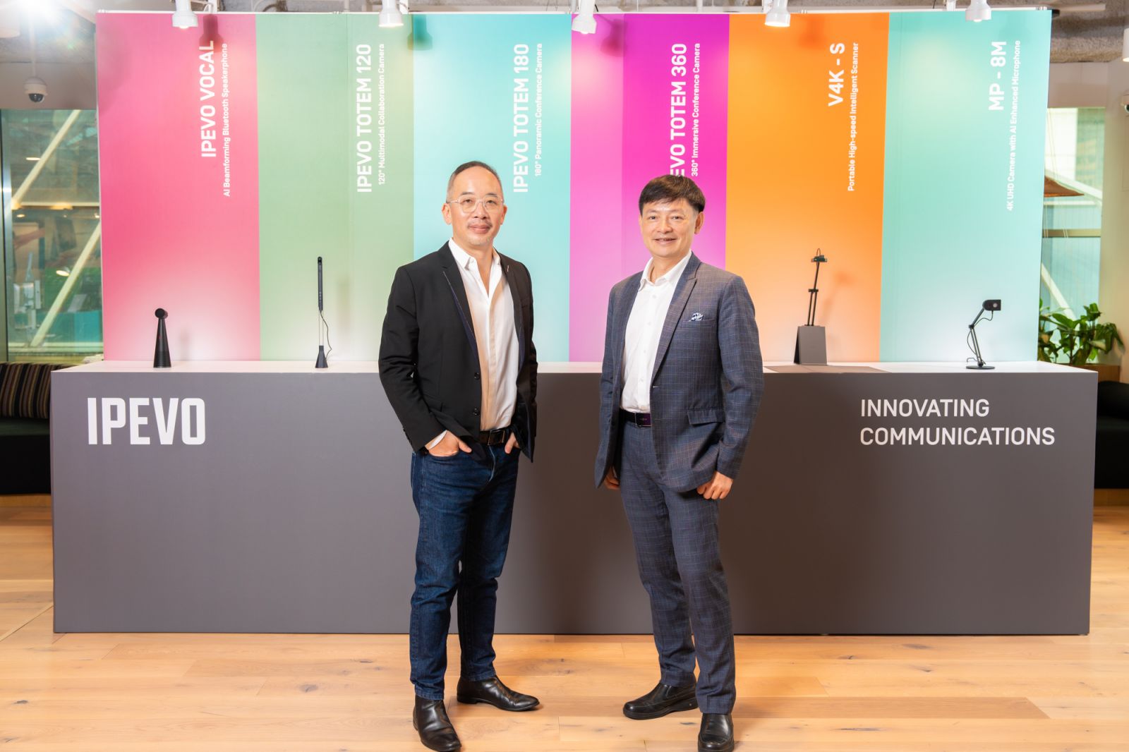 【愛比科技】 混合學習商用新利器，TOTEM 360 打造沉浸式視訊新體驗